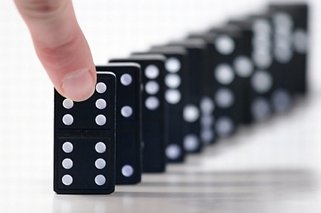 Behavioral economics: The IT failure domino effect