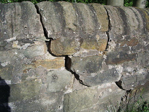 Apple's garden wall is cracking