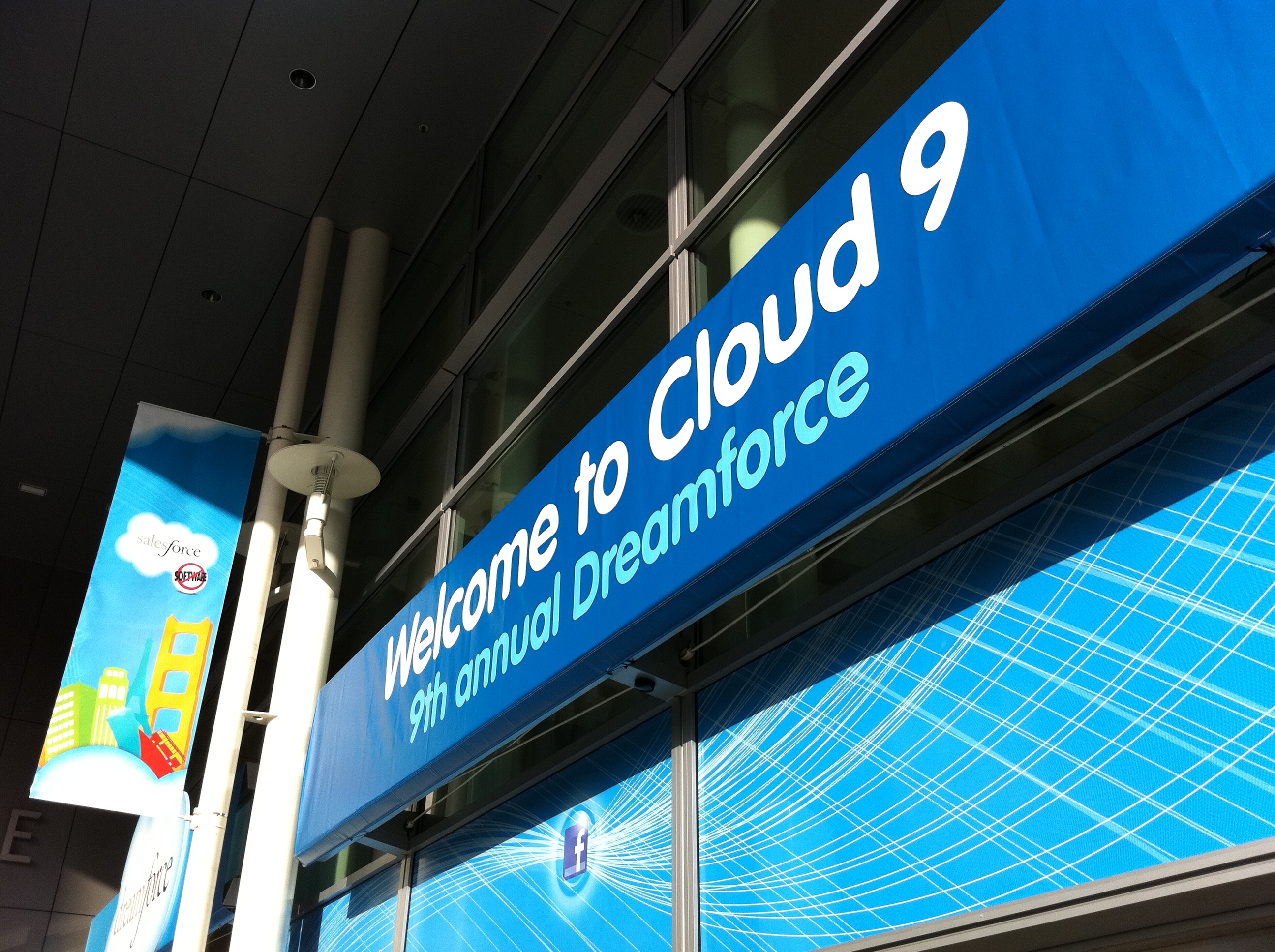 Dreamforce 11: Live Blogging the Benioff Keynote